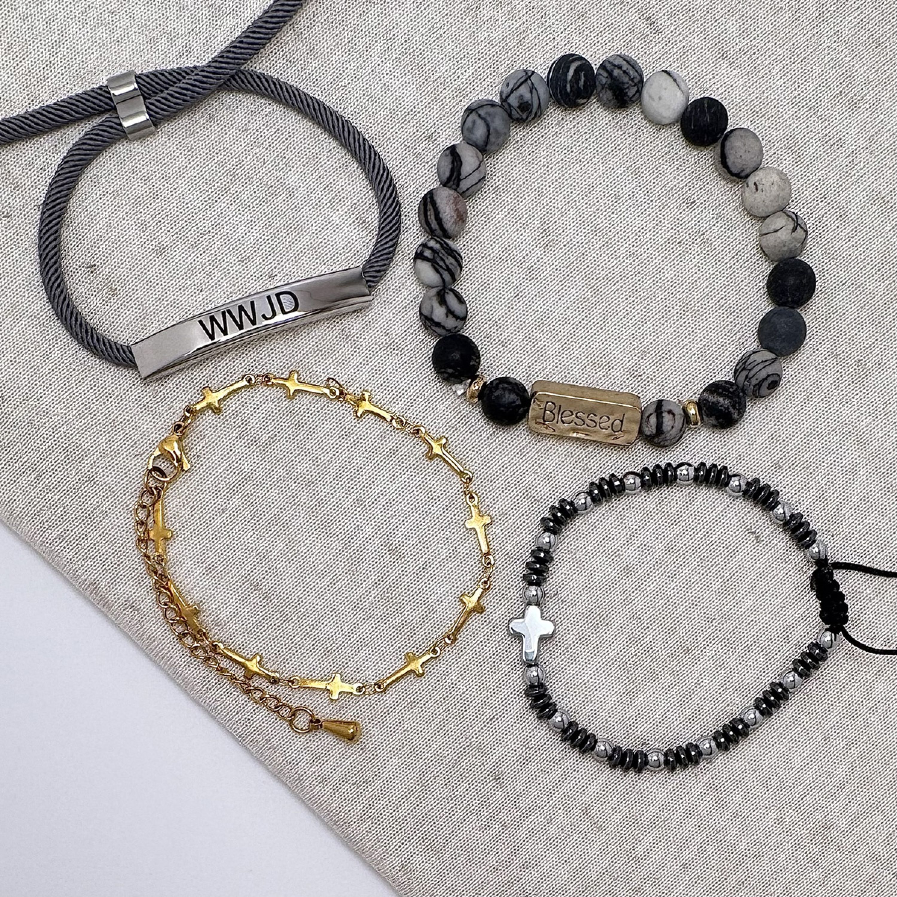CAT02 armbanden LR 18d3e156