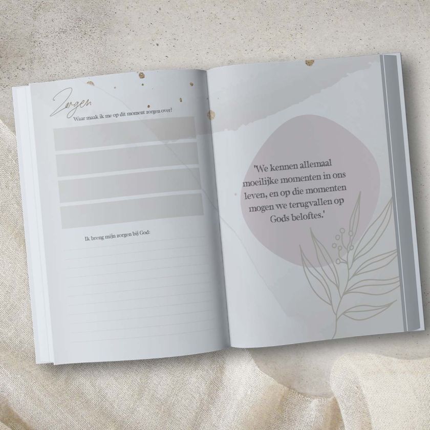 Journal 'Je bent geliefd' - 7445905191171 -  Notitieboeken bij MajesticAlly