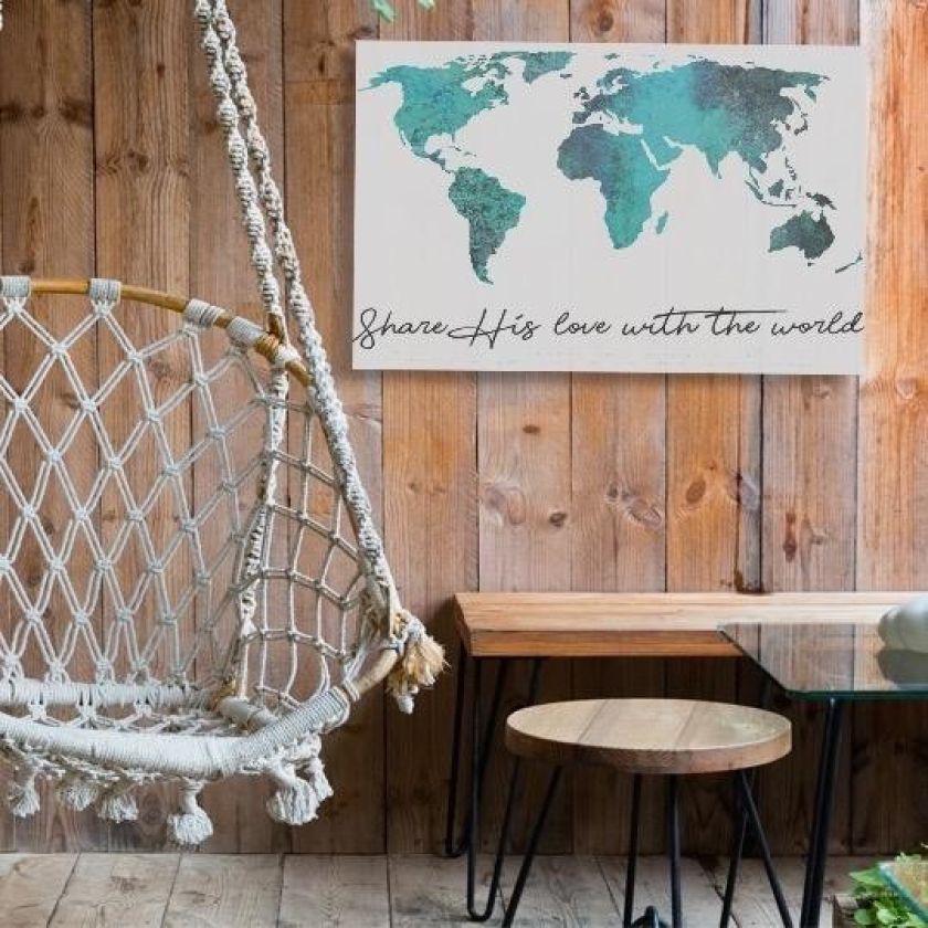 Wandpaneel:  'Share His Love with the world' - wereldkaart groen - MA26116 -  Wandpanelen bij MajesticAlly