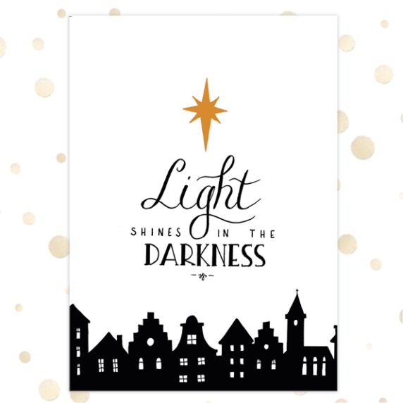 Kerstkaart 'Light shines in the darkness'- goudfolie - MA36059 -  Goudfolie kerstkaarten bij MajesticAlly