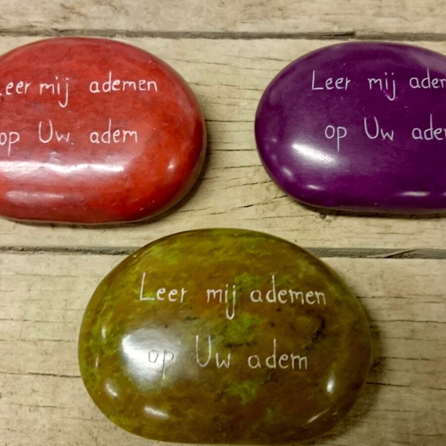 Leer mij ademen op Uw adem rood steen - 5500359554 -  Fairtrade bij MajesticAlly