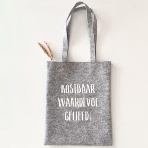 Vilten tas 'Kostbaar, waardevol, geliefd'