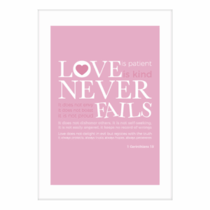 Kaart 'Love never fails'